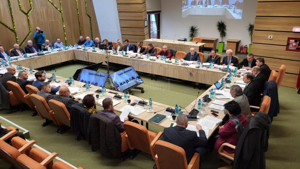 Consiliul Județean Suceava a câștigat în acest an aproape 2 milioane de euro din redevențe miniere, concesiuni și închirieri Consiliul Județean Suceava a câștigat în acest an aproape 2 milioane de euro din redevențe miniere, concesiuni și închirieri
