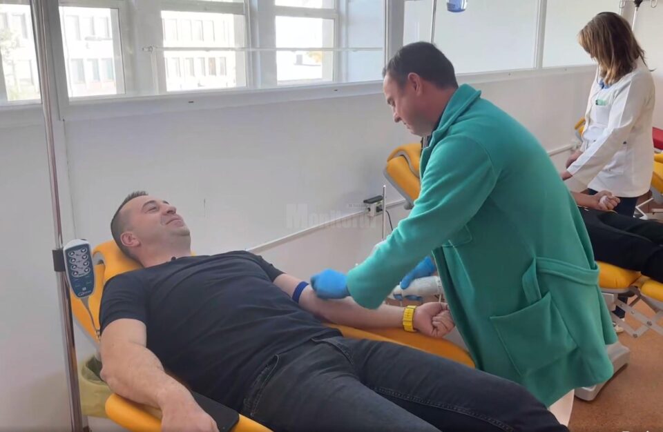 Lucian Harșovschi este donator de sânge de 23 de ani și îndeamnă cât mai mulți suceveni să facă asta - „Donând sânge putem salva o viață!”