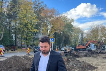 Primarul Bogdan Loghin a fost prezent la începerea lucrărilor de reamenajare a zonei „Capra Neagră” din Rădăuți