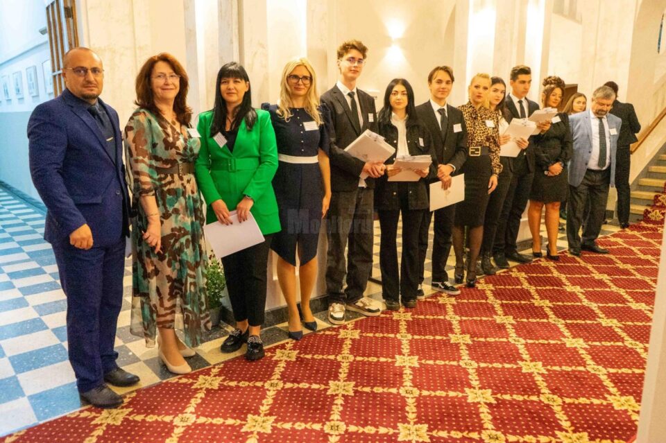60 de specialiști din diverse domenii, față în față cu elevii de la Colegiul „E. Hurmuzachi” Rădăuți