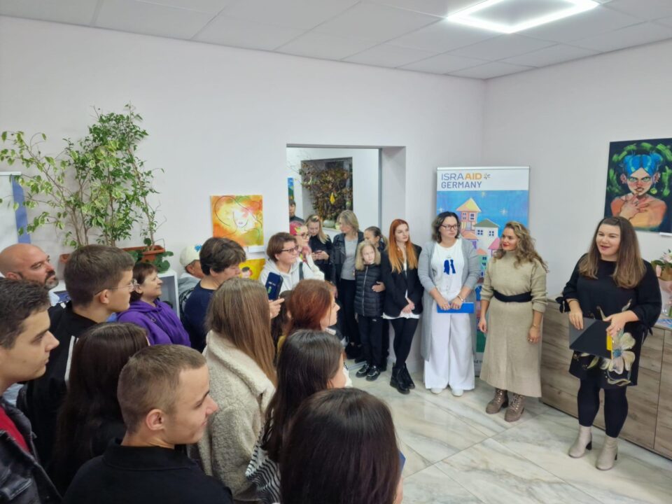 Expoziția de artă „Expresii ale războiului din Ucraina prin artă”, la Suceava