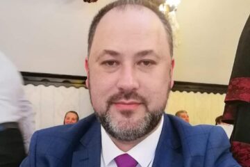 Prof. dr. Ionuț Vlădescu