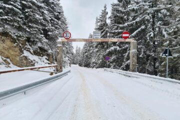 Drumul de la Câmpulung Moldovenesc spre Rarău și mai departe spre Chiril va fi închis pe timp de iarnă