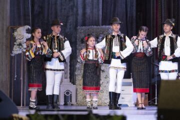 Balul Bobocilor de la Colegiul Mihai Eminescu Suceava