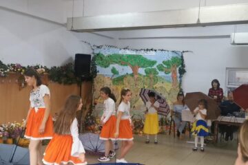 „Toamna se numără bobocii”, la Centrul Școlar „Sf. Andrei” Gura Humorului