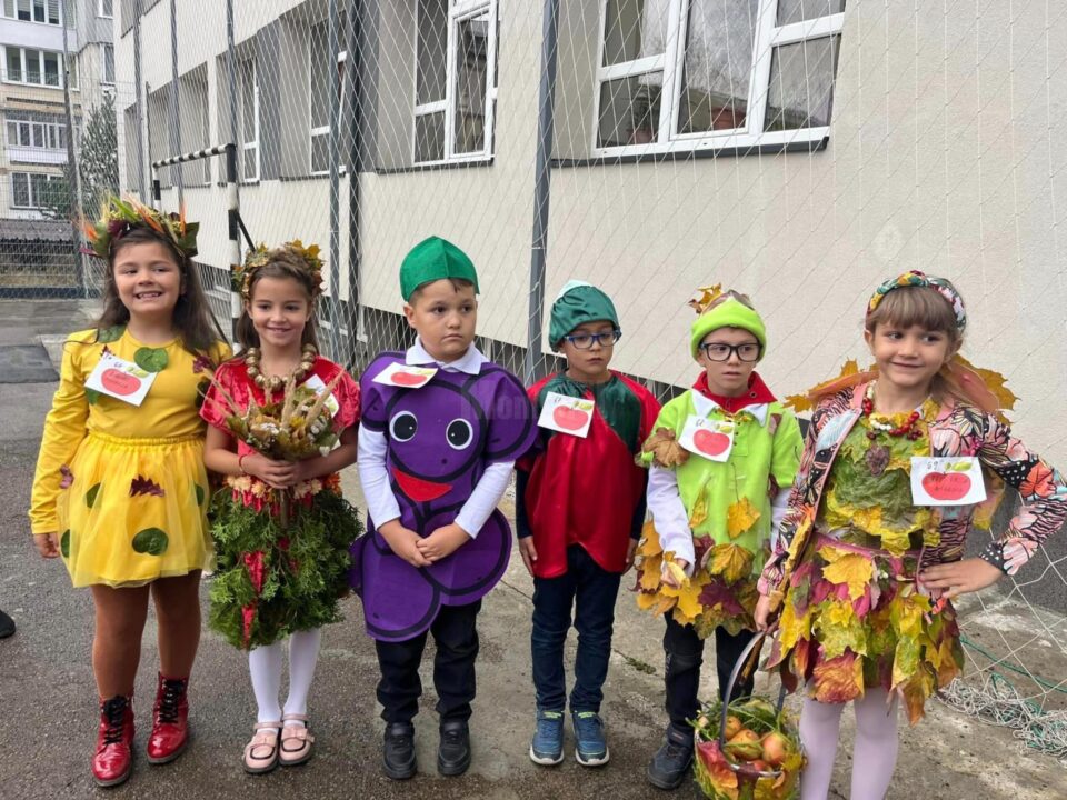 Festivalul Toamnei, la Școala Nr. 2 Vatra Dornei