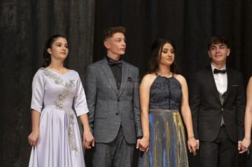 Petrecere în marea familie a latinității la Balul Bobocilor al Colegiului Tehnic de Industrie Alimentară Suceava