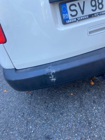 Polițiștii au tras înspre pneurile vehiculului urmărit