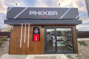 Phixer - Un service GSM schimbă folia de la telefon gratuit