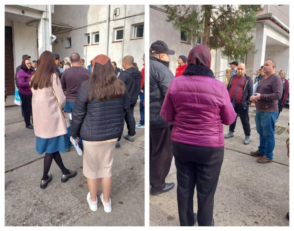 Zeci de oameni furioși că protestul angajaților Casei de Asigurări de Sănătate le blochează accesul la servicii medicale