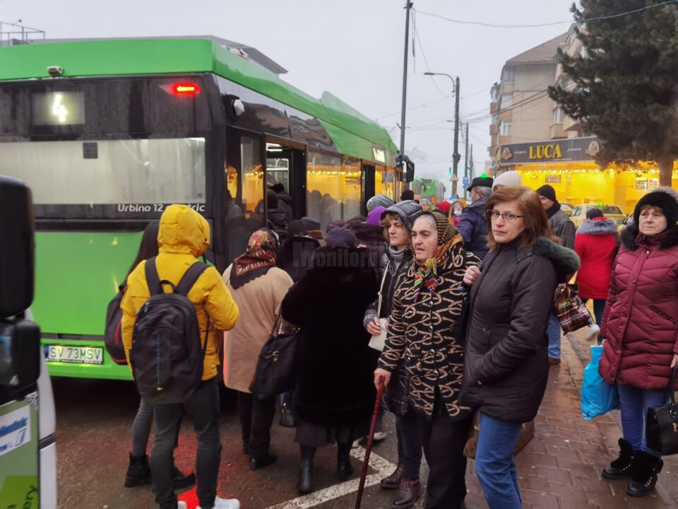 Peste 10.500 de pensionari și 7.150 de elevi și studenți beneficiază de gratuitate la transportul public din Suceava Peste 10.500 de pensionari și 7.150 de elevi și studenți beneficiază de gratuitate la transportul public din Suceava