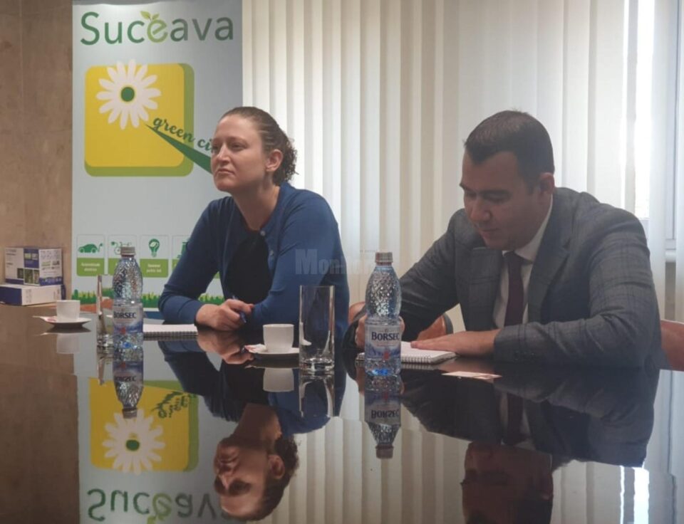 Ofițerul politic al Ambasadei SUA în România, Alexandra Shema, la întâlnirea cu primarul Sucevei, Ion Lungu