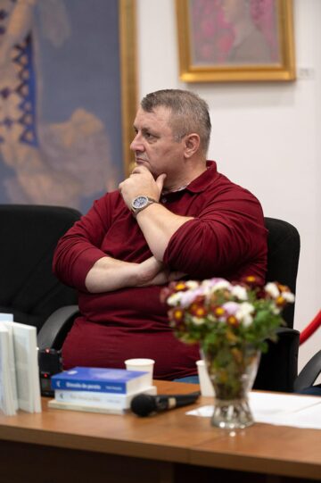 Viorel Ilișoi și poveștile din spatele celor mai bune reportaje, o întâlnire emoționantă și plină de umor, la Suceava