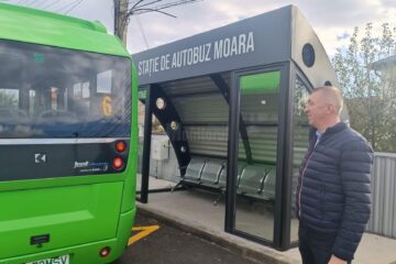 Stații moderne de autobuz, realizate în mai multe localități ale comunei Moara