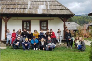 Pași spre educație în vacanță