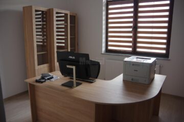 În Vatra Moldoviței au fost inaugurate două obiective noi, o sală de sport ultramodernă și un cămin cultural nou