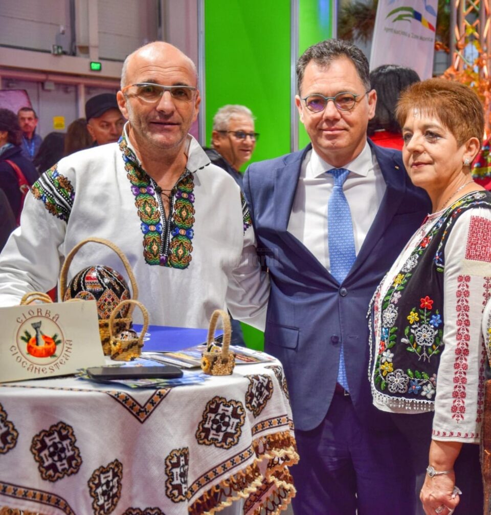 Comuna Ciocănești din Țara Dornelor, a fost premiată de ministrul Economiei Antreprenoriatului și Turismului, Ștefan-Radu Oprea