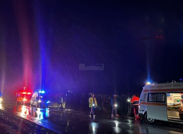 Un autocar care venea de la București s-a răsturnat la Roșiori