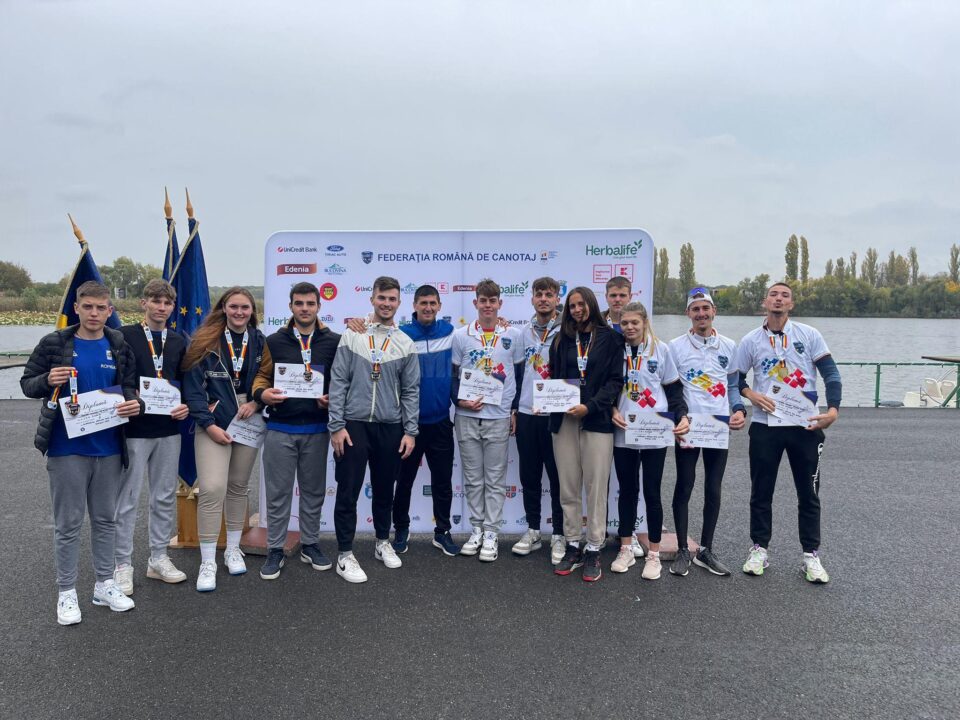 Canotorii de la CSM Suceava s-au intors multimedaliati de la Nationale