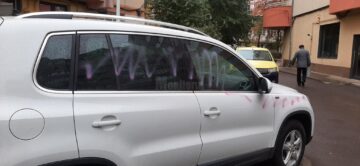 Mașini vandalizate