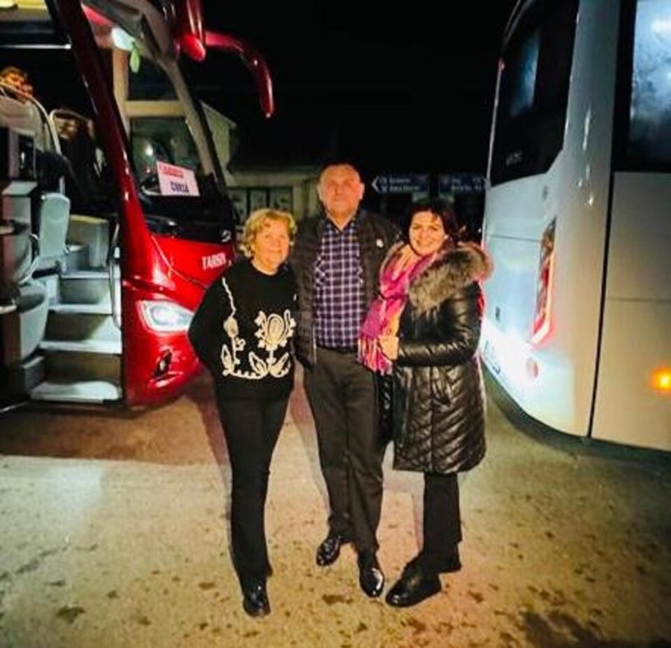 Larisa Blanari, alături de primarii comunelor Voitinel și Dorna Candrenilor, Maria Pleșca și Dănuț Candrea