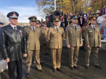 Ziua Veteranilor a fost comemorată la monumentul eroului poet Ioan Grosaru din satul Păiseni