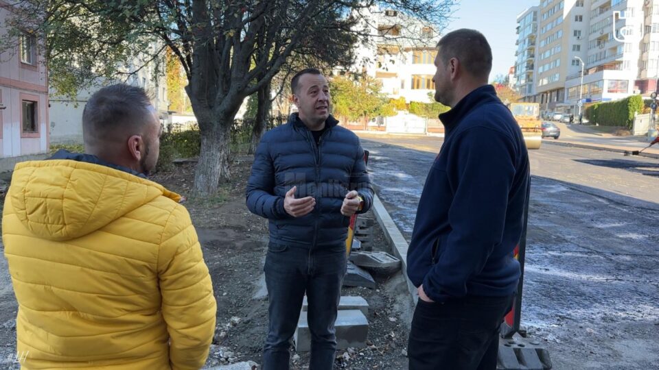 Parcare de reședință reabilitată pe strada Narciselor, în cartierul Zamca