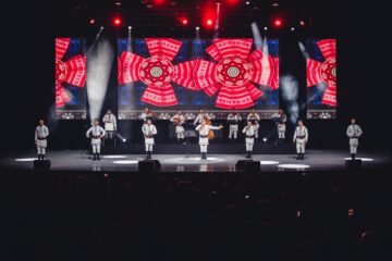 „Astă seară ce-a trecut”, spectacol de colinde și cântece de voie bună susținut de „Plăieșii”, la Suceava