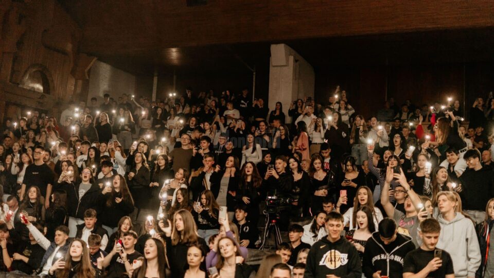 Balul Bobocilor de la Colegiul Economic Dimitrie Cantemir Suceava