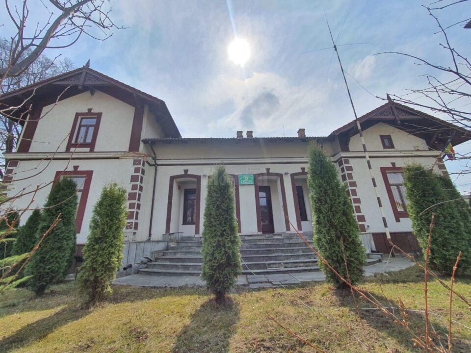 Sediul Ocolului Silvic Dorna Candrenilor