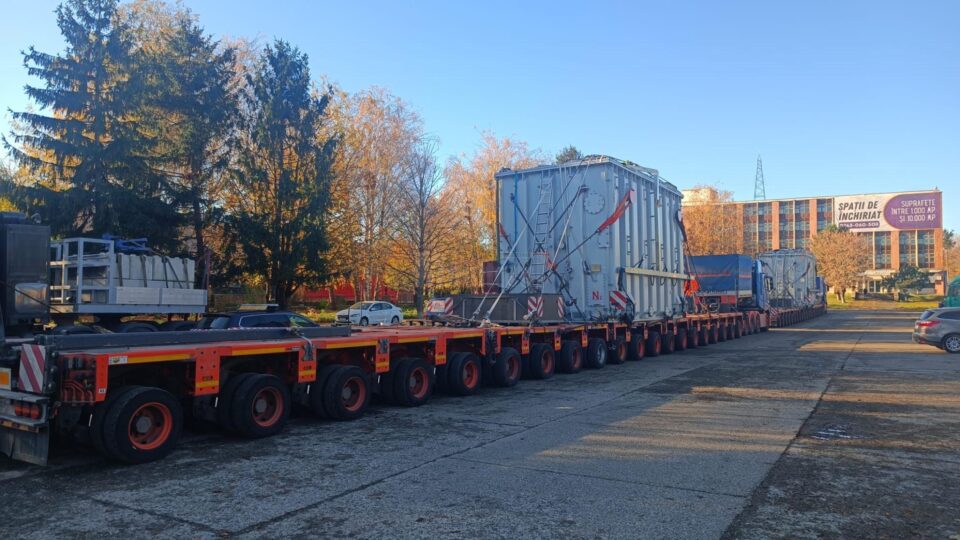 Un transport agabaritic a ajuns la Suceava după mai bine de o săptămână de la plecarea din Portul Constanța