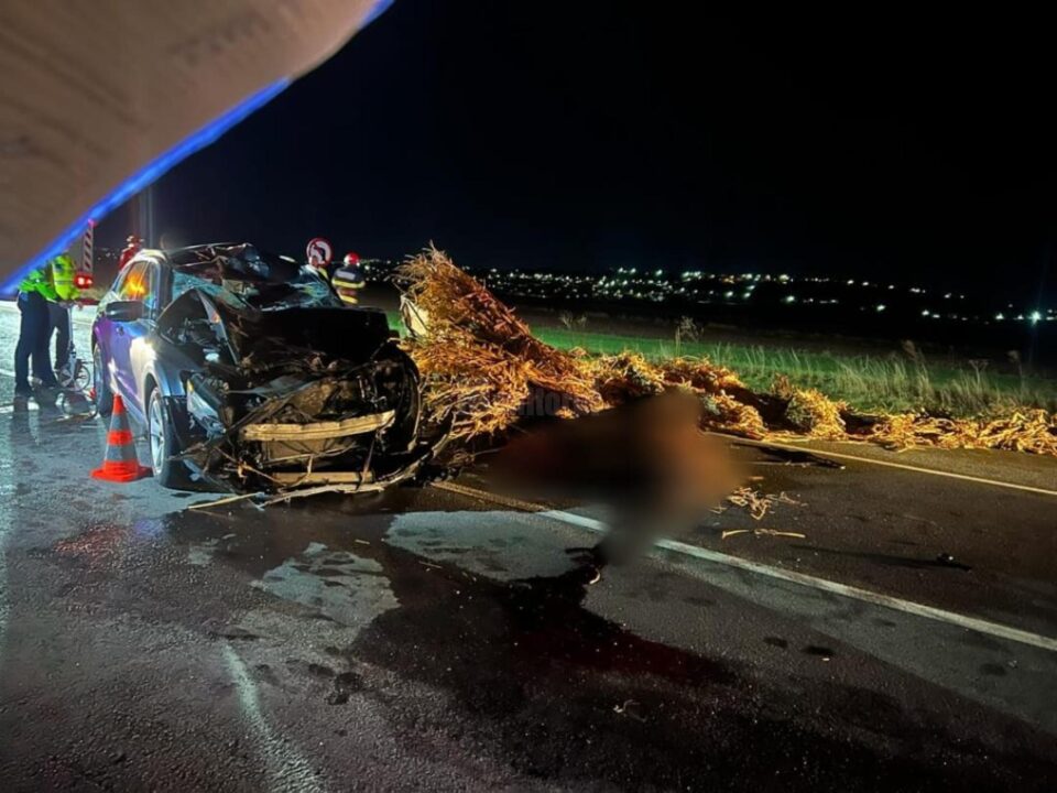 Doi tineri și un copil de 12 ani, duși la spital în urma unui accident în apropiere de ”Zidul morții”