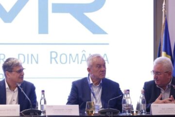 Reforma administrativă, descentralizare și surse de finanțare pentru proiectele locale, discutate la evenimentele organizate de AMR la București