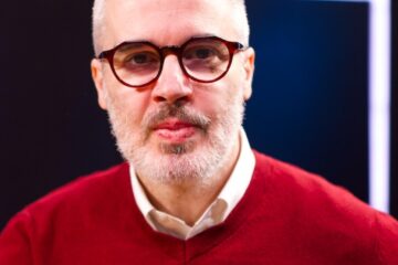 Scriitorul Mihnea Măruță va conferenția la Suceava despre identitatea virtuală