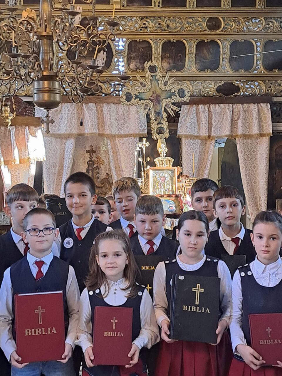 Ziua Bibliei, marcată la Liceul Tehnologic „Iorgu Vârnav Liteanu” din Liteni Ziua Bibliei, marcată la Liceul Tehnologic „Iorgu Vârnav Liteanu” din Liteni