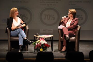 Jurnalista Adriana Dascălu Bulină și directorul IRO Iași Mirela Grosu