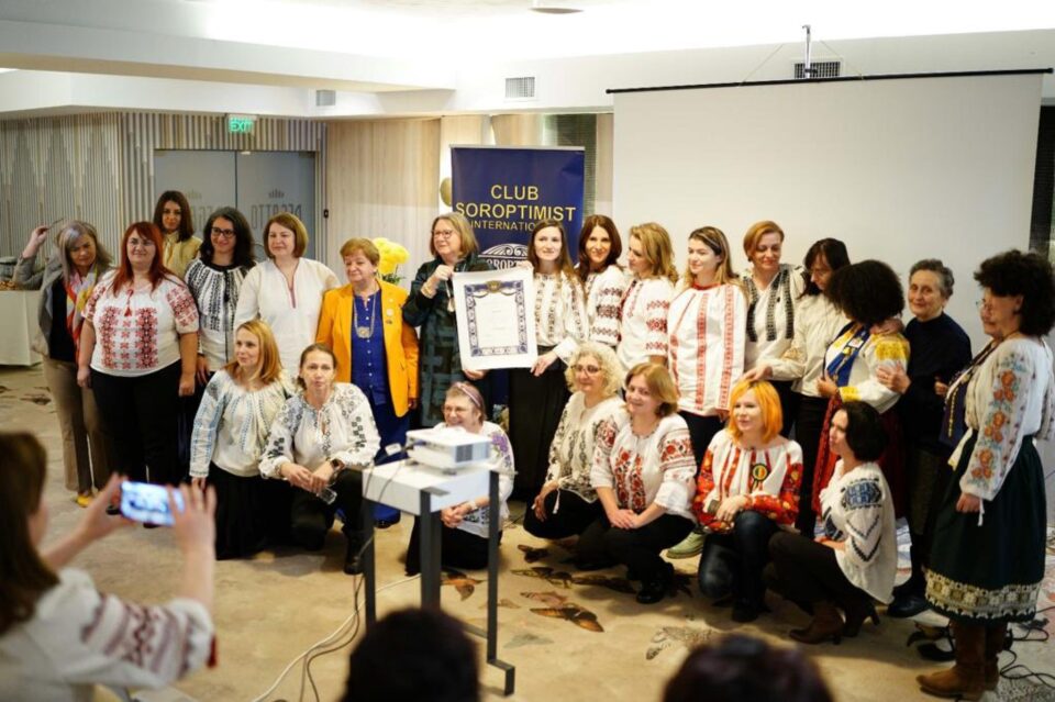 Zeci de persoane prezente la festivitatea de înființare a Clubului Soroptimist Internațional Suceava