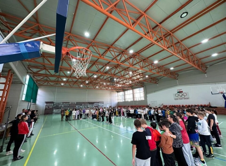 Primarul Ion Lungu, prezent în weekend la evenimentul sportiv - „Aleargă pentru sănătatea ta, organizat de Academia de Sport Suceava la Școala Gimnazială Nr. 11