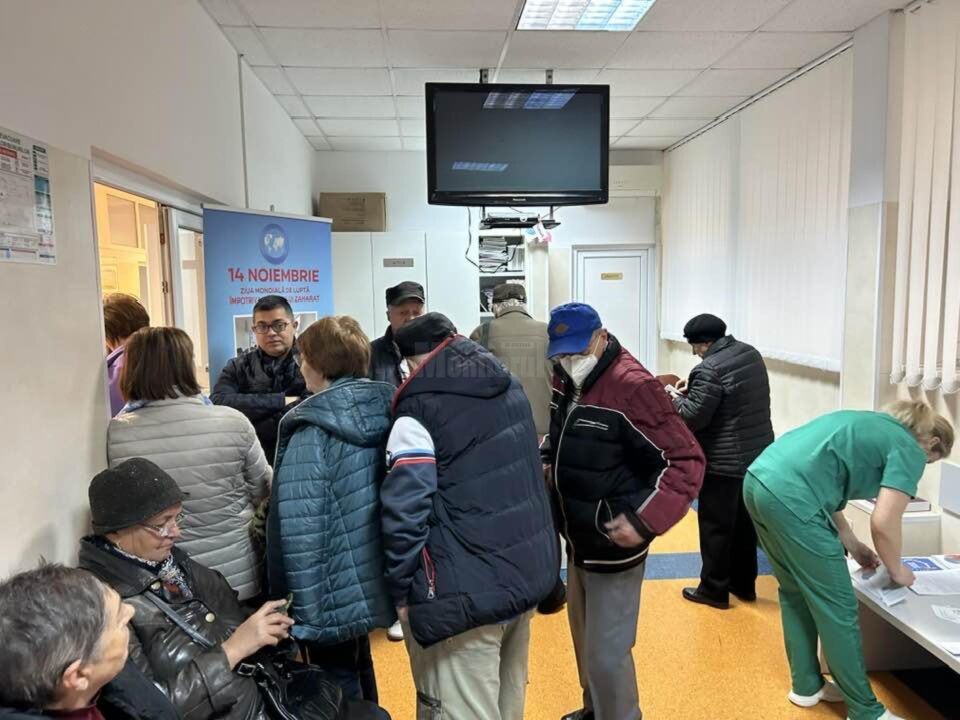 Noi cazuri de diabet, descoperite la testările gratuite efectuate de diabetologii Spitalului Clinic Suceava, de Ziua mondială de luptă împotriva diabetului. Foto FB dr. Claudiu Cobuz
