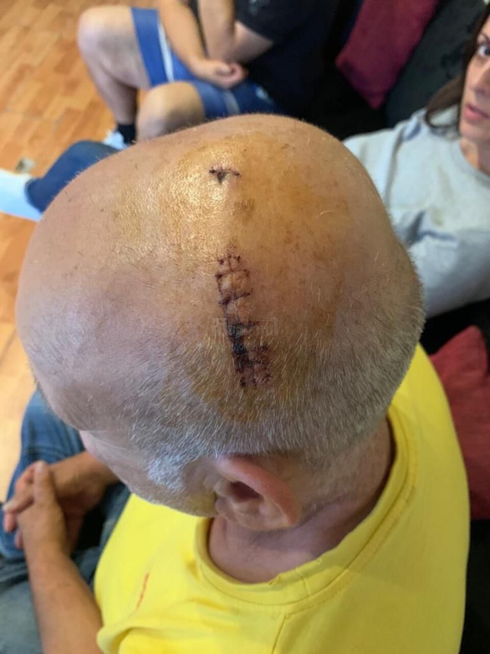 Bătrânul a fost operat de urgență pentru a-i fi salvată viața
