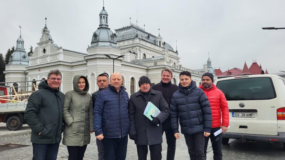Vicepreședintele CJ Suceava Niculai BArbă, alături de autoritățile locale din Vatra Dornei Vicepreședintele CJ Suceava Niculai BArbă, alături de autoritățile locale din Vatra Dornei