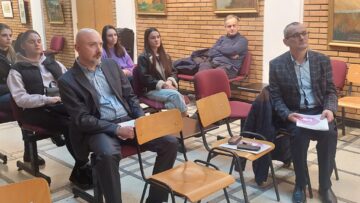 Vernisaj-dezbatere efectele fake news