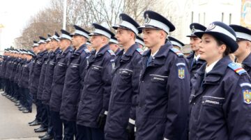 Ceremonia de absolvire și avansare în gradul de sergent major a absolvenților Școlii Militare de Subofițeri de Jandarmi Fălticeni