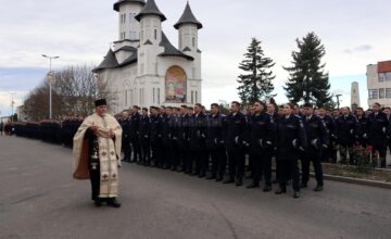Ceremonia de absolvire și avansare în gradul de sergent major a absolvenților Școlii Militare de Subofițeri de Jandarmi Fălticeni