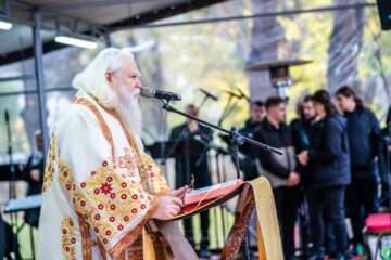 „Cele ce sunt cu neputință la oameni sunt cu putință la Dumnezeu!” – Predica Înaltpreasfințitului Părinte Calinic în Duminica a XXX-a după Rusalii