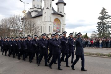 Ceremonia de absolvire și avansare în gradul de sergent major a absolvenților Școlii Militare de Subofițeri de Jandarmi Fălticeni