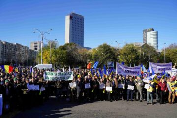 Mitingul din 16 noiembrie 2023, în Piața Victoriei, la Guvern