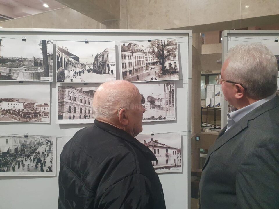 Expoziția „Suceava între ieri și azi”, inaugurată în sediul Primăriei Suceava