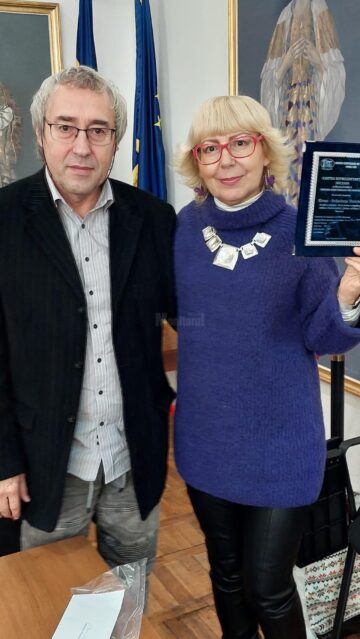 Scriitorul Marius Chelaru și prof.univ.dr. Elena Brândușa Steiciuc
