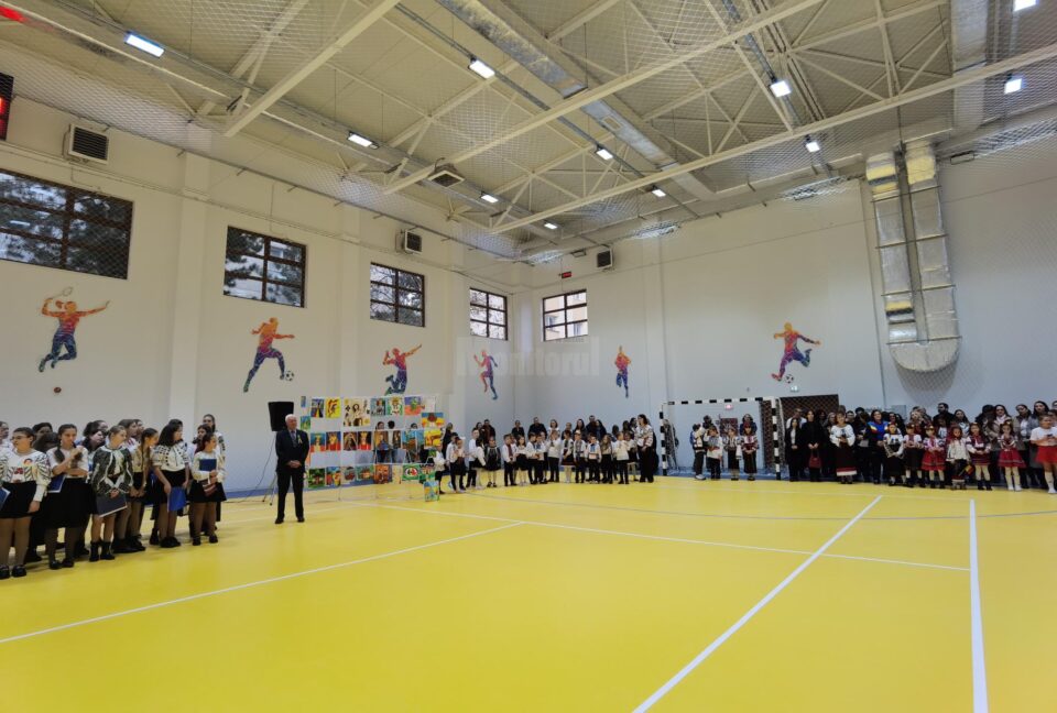 Cea mai modernă sală de sport din Suceava, realizată în timp record de Simion Tehnoconstruct, inaugurată de Ziua Națională a României